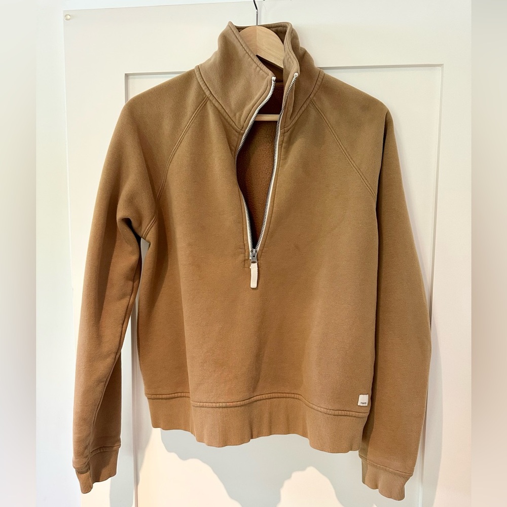Vuori Restore half-zip hoodie size small camel color